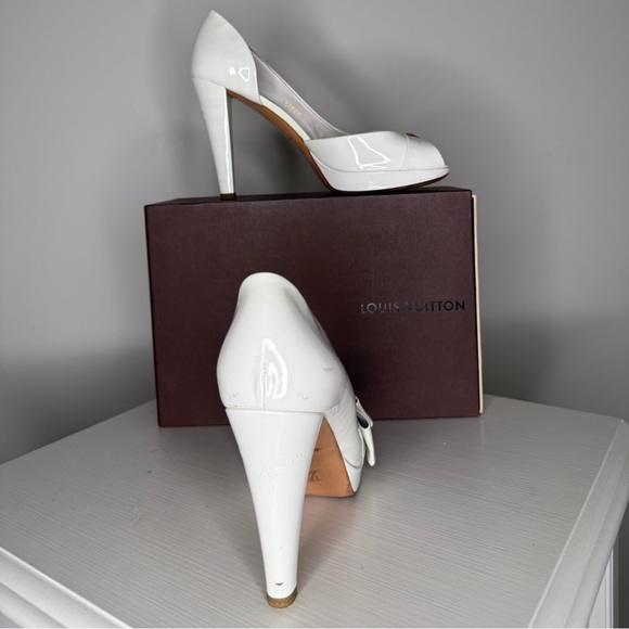 Louis Vuitton pumps - Picture 2 of 6